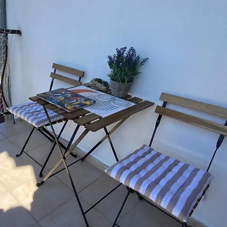 Apartment Seaven, Lozenets